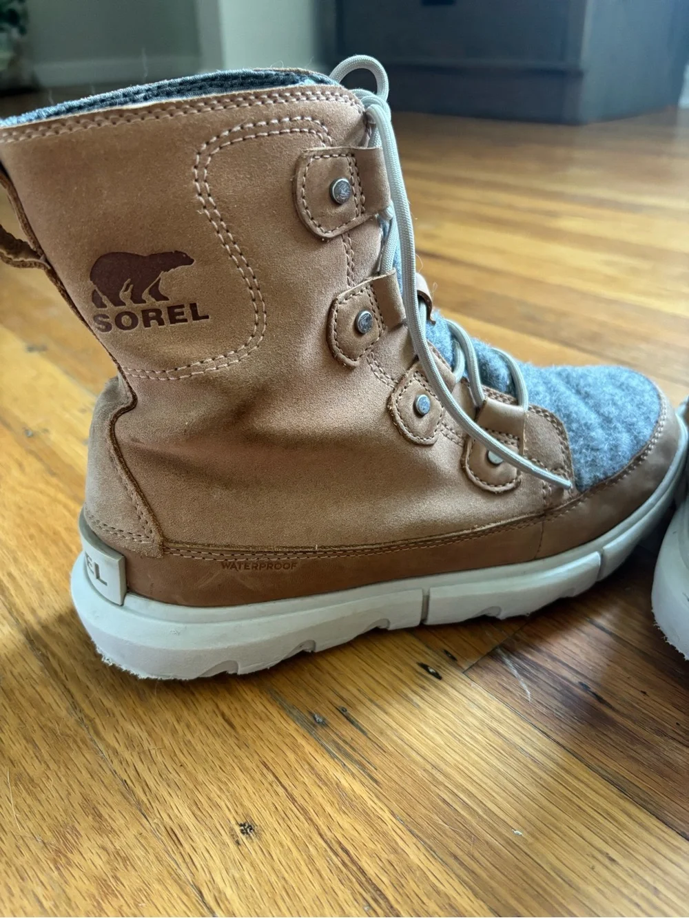 Sorel Explorer II Joan Felt WP Boots Tawny Buff Moonstone Women Sz7